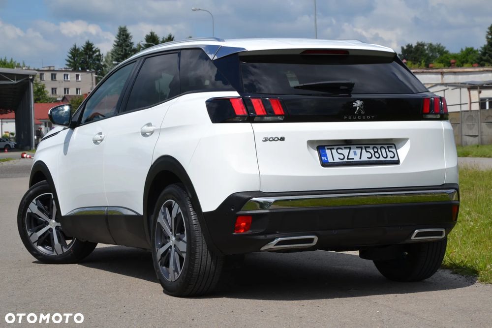 Peugeot 3008 BlueHDi 130 Stop & Start EAT8 Allure - 22