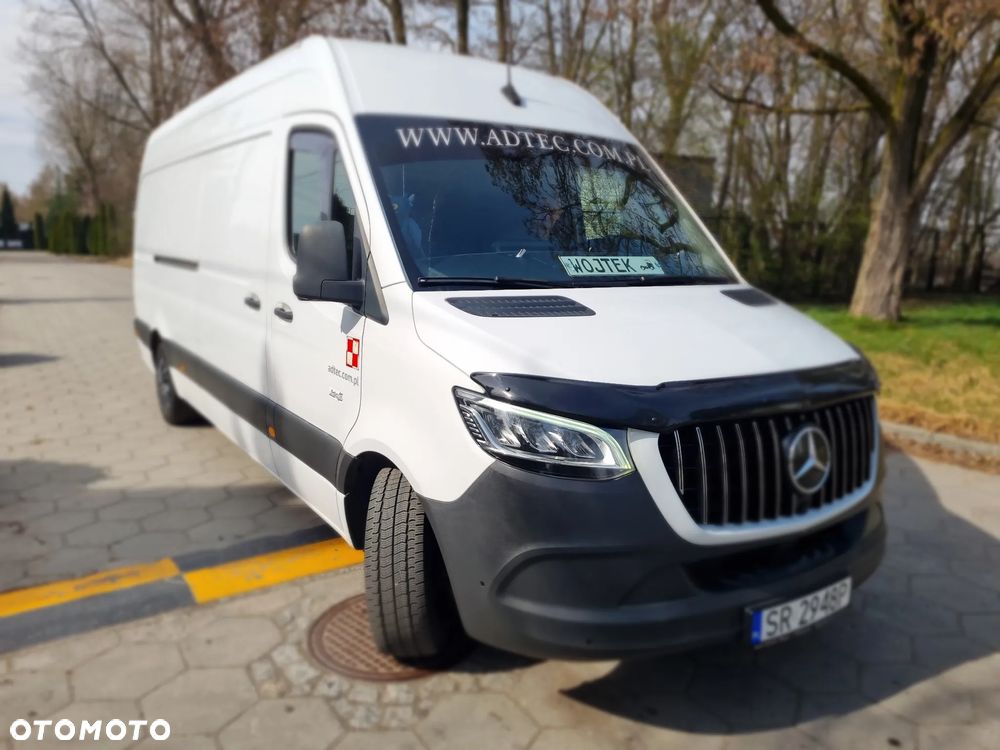 Mercedes-Benz Sprinter - 2