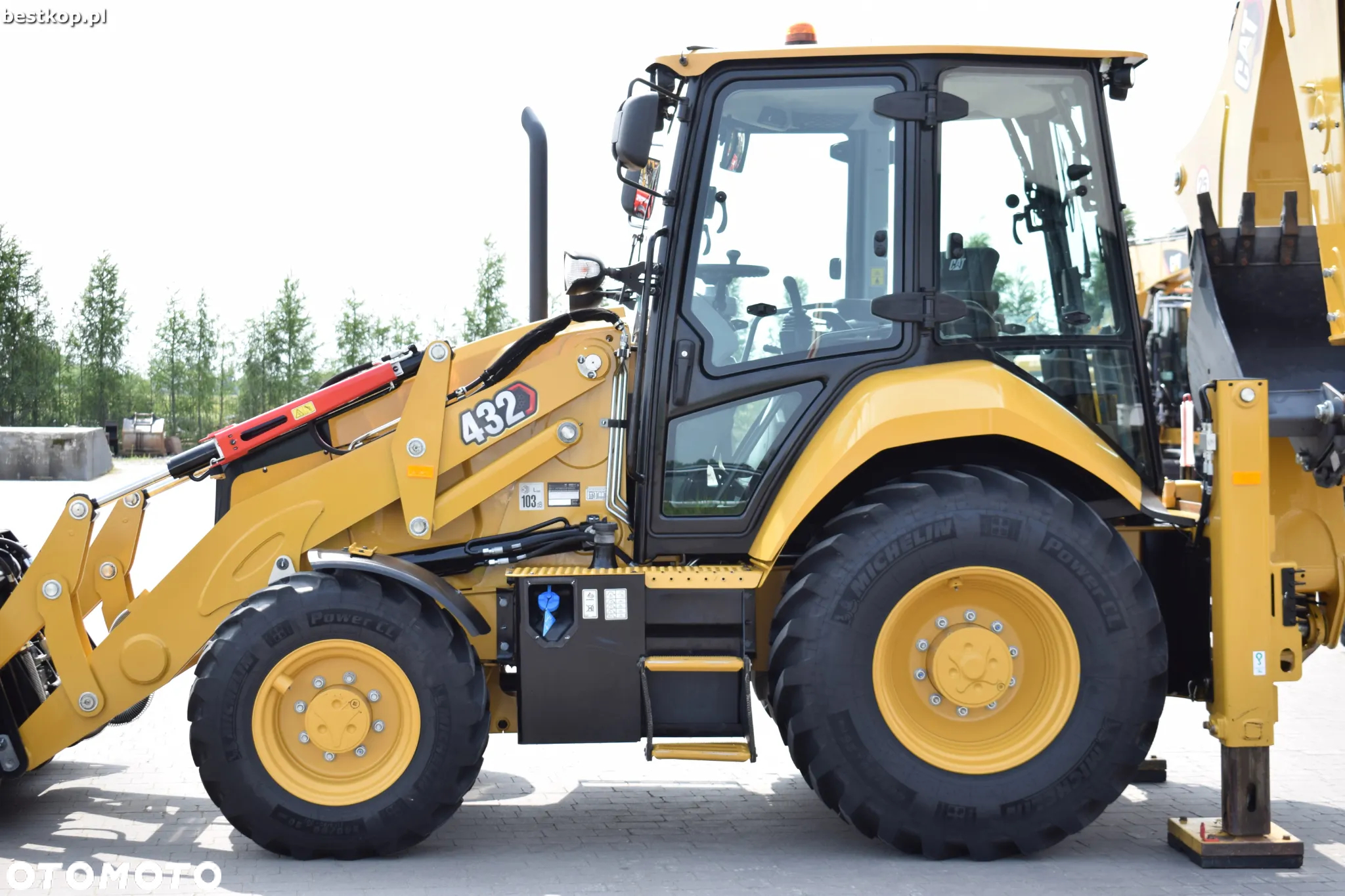 Caterpillar CAT 432 - 13