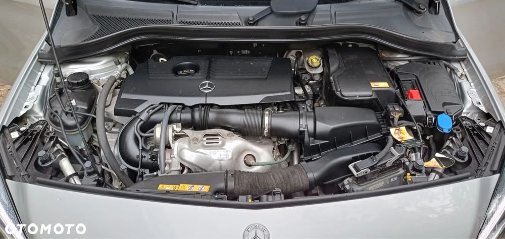 Mercedes-Benz Klasa B 200 7G-DCT - 21
