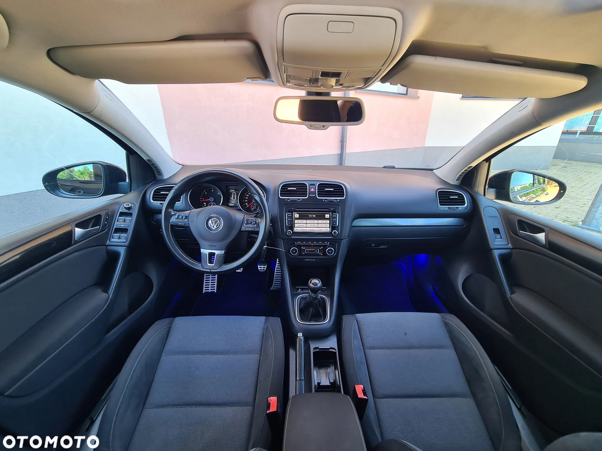 Volkswagen Golf VI 2.0 TDI Highline - 23
