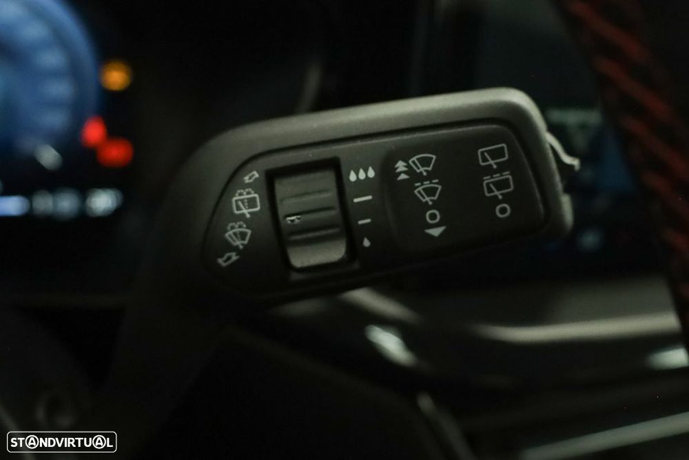 Ford Focus 1.0 EcoBoost MHEV ST-Line X - 18