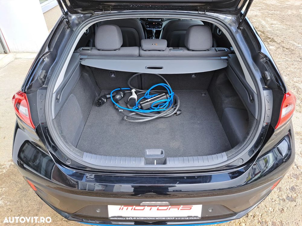 Hyundai IONIQ - 19