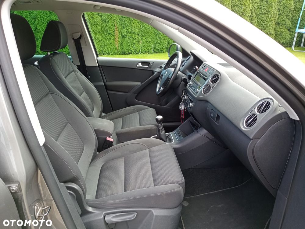Volkswagen Tiguan - 14