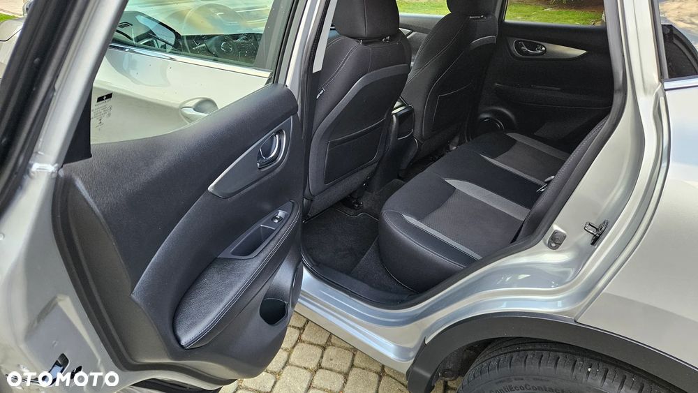 Nissan Qashqai 1.3 DIG-T Acenta - 26
