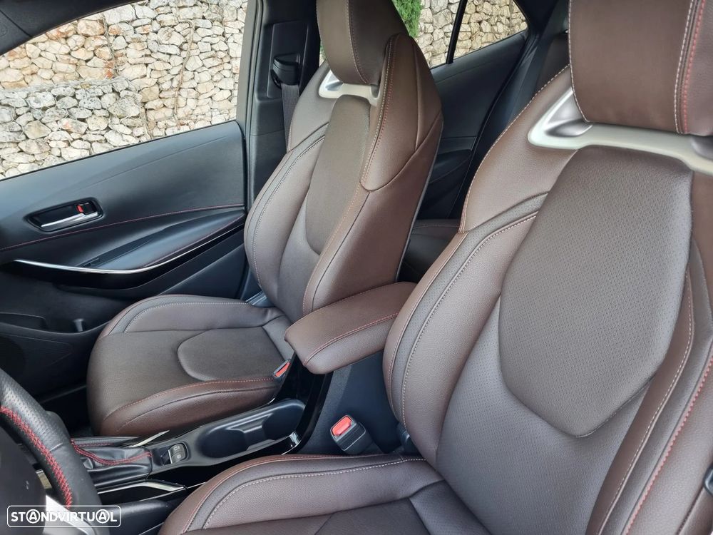Toyota Corolla 1.8 Hybrid GR-Sport - 14