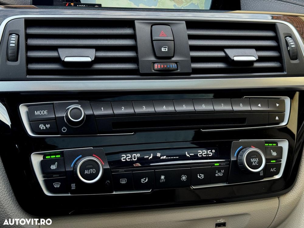 BMW Seria 3 330i GT Aut. Luxury Line - 14