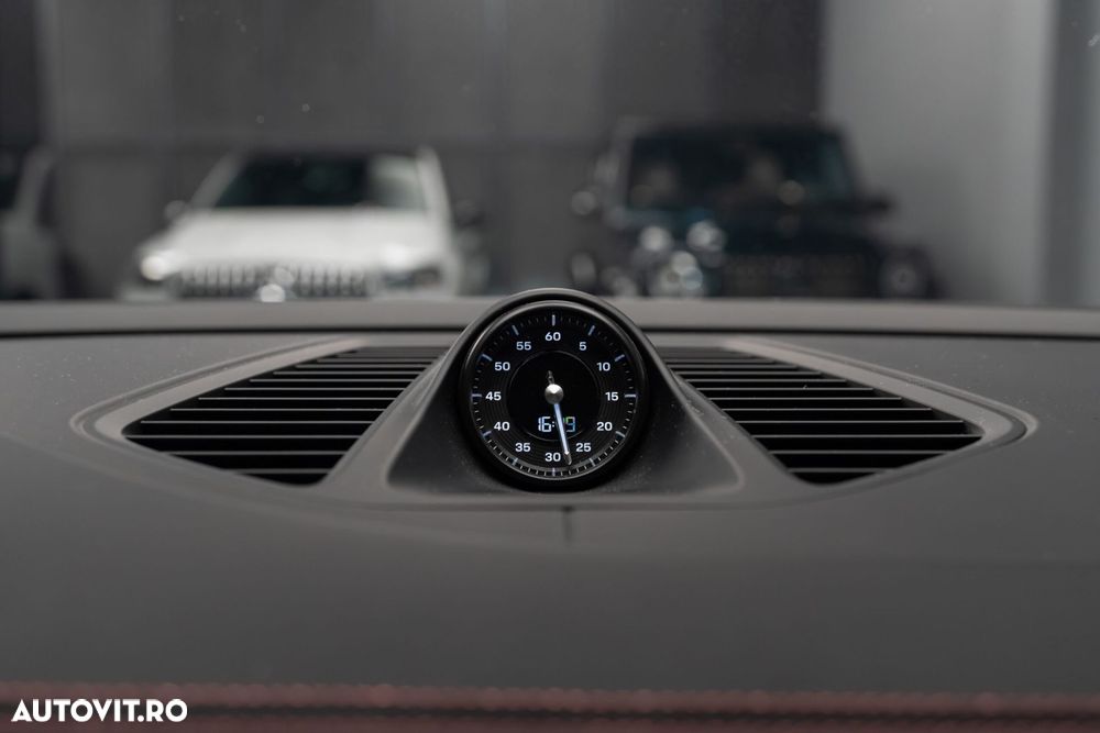 Porsche Macan - 20