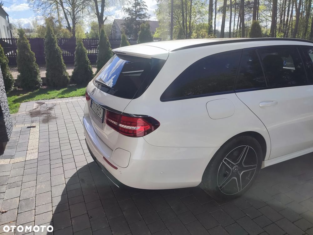 Mercedes-Benz Klasa E 300 de 9G-TRONIC Night Edition - 6