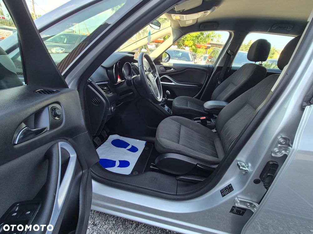 Opel Zafira Tourer 1.4 Turbo Business Innovation - 24