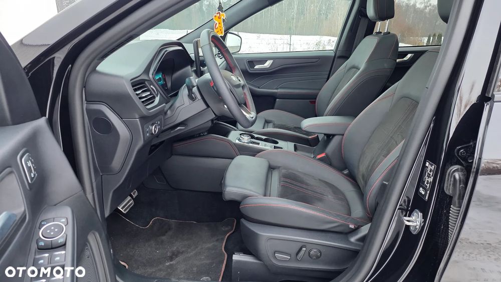 Ford Kuga 2.5P PHEV FWD ST-Line X eCVT - 19