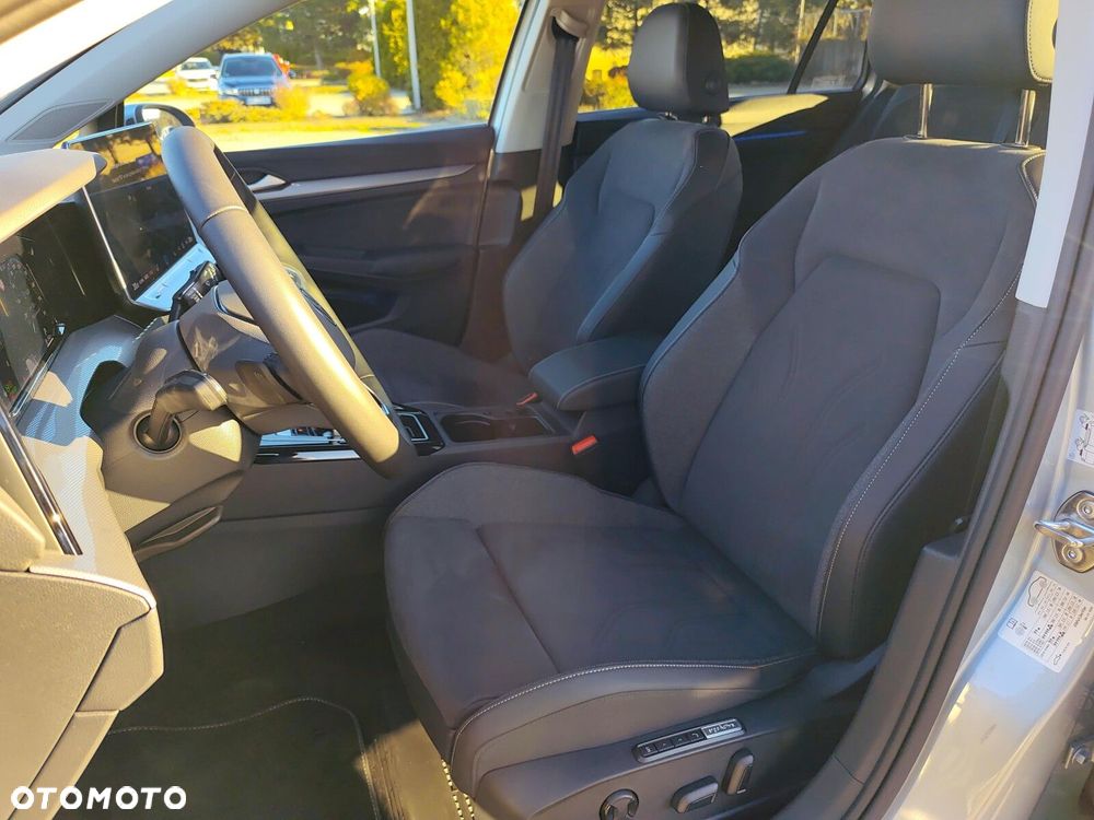 Volkswagen Golf - 11