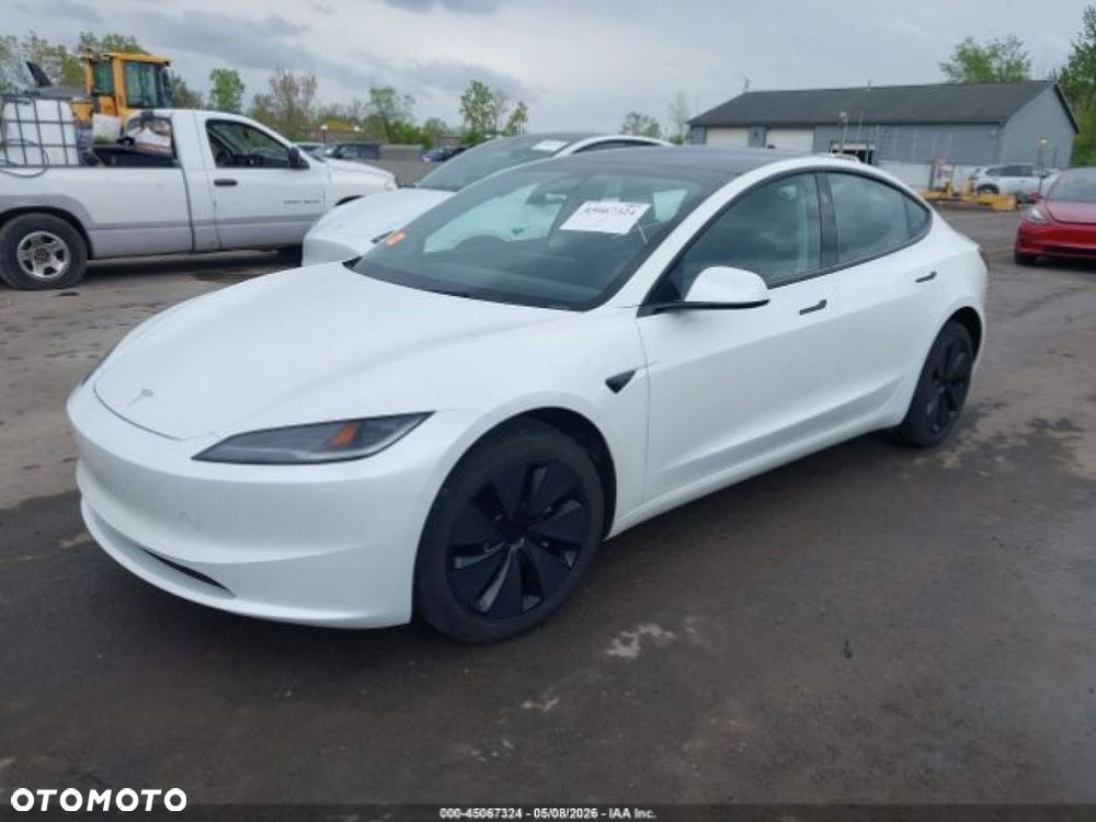 Tesla Model 3 - 2