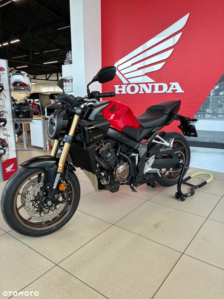 Honda CB - 2