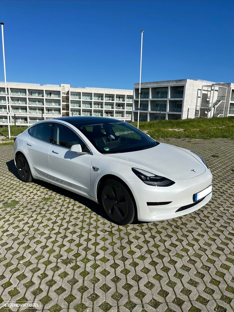 Tesla Model 3 Standard Range Plus RWD - 2