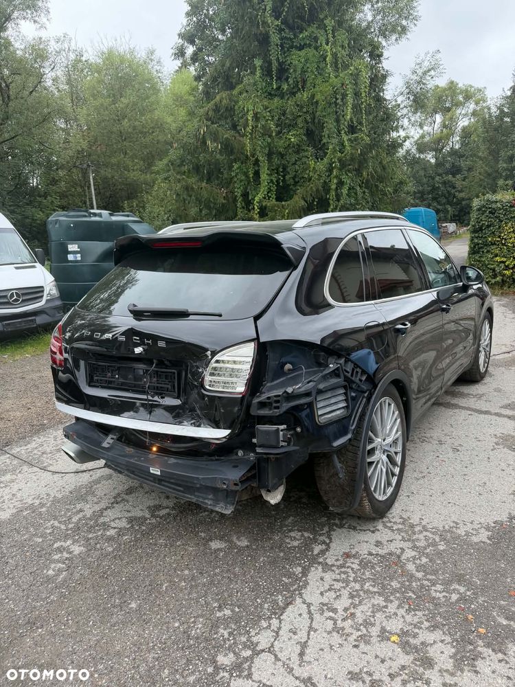 Porsche Cayenne - 3