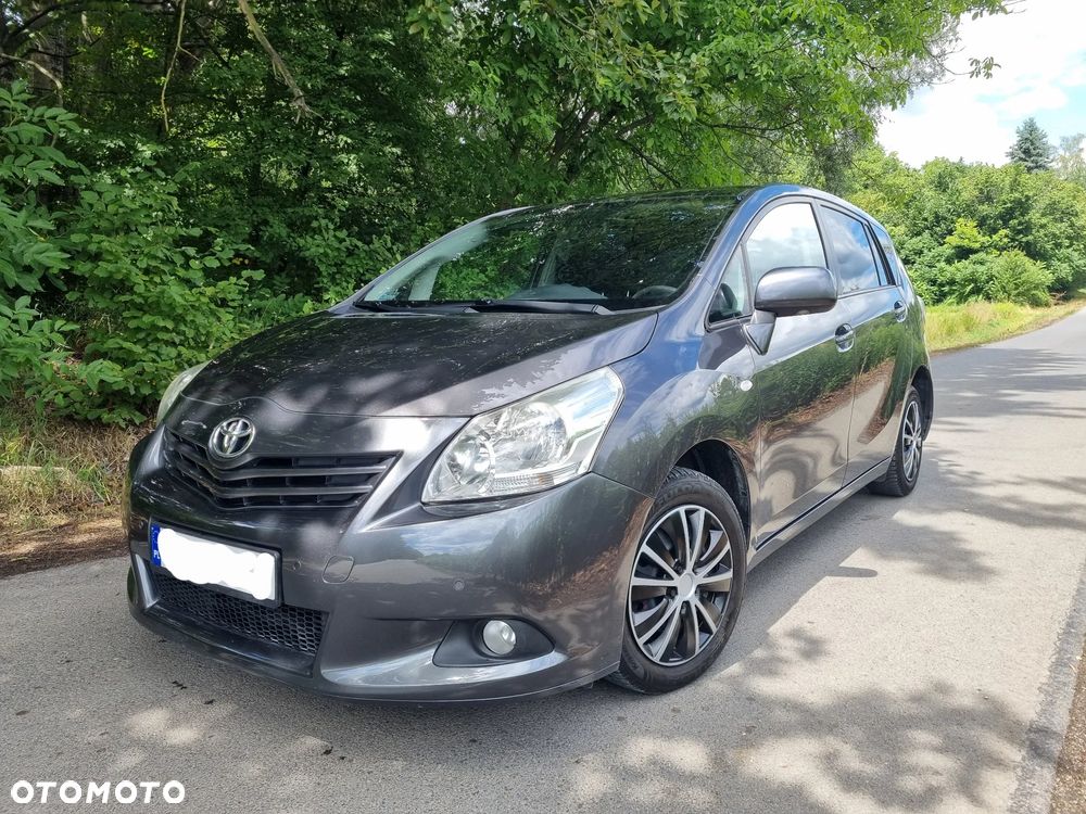 Toyota Verso 1.8 Edition - 1