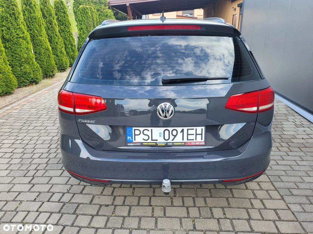 Volkswagen Passat 2.0 TDI SCR DSG Comfortline - 6