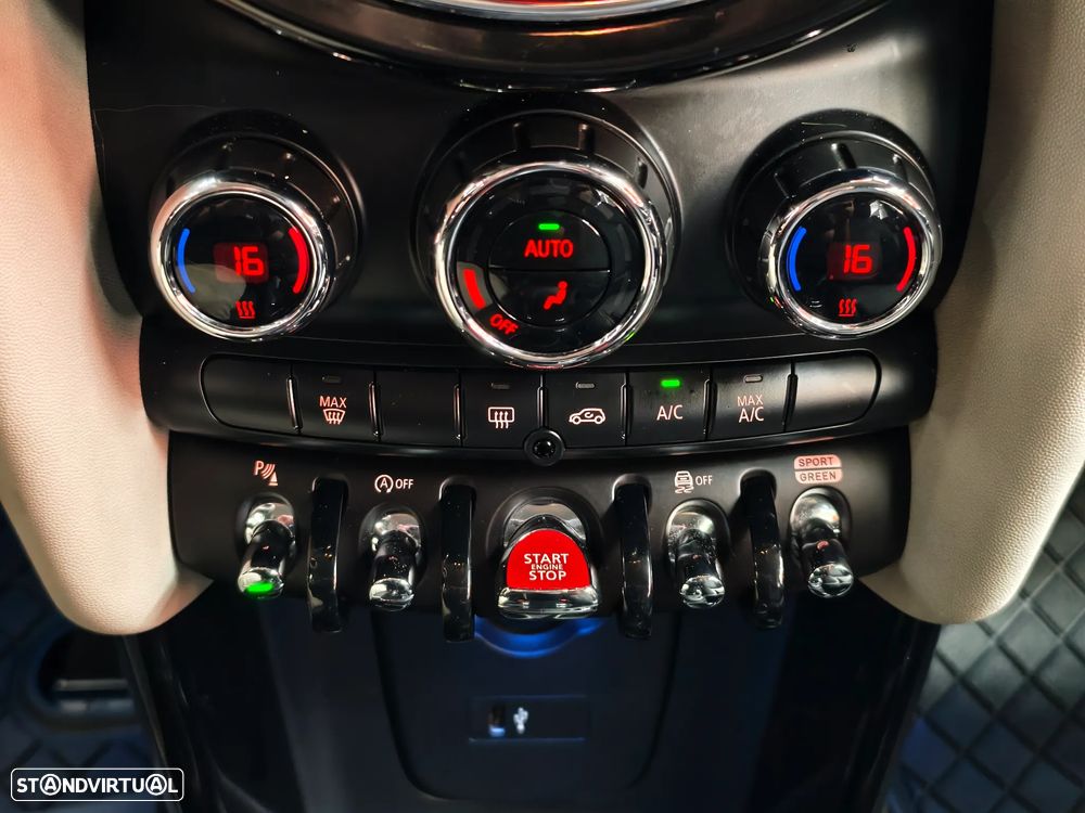 MINI 3 Portas Cooper Auto - 19
