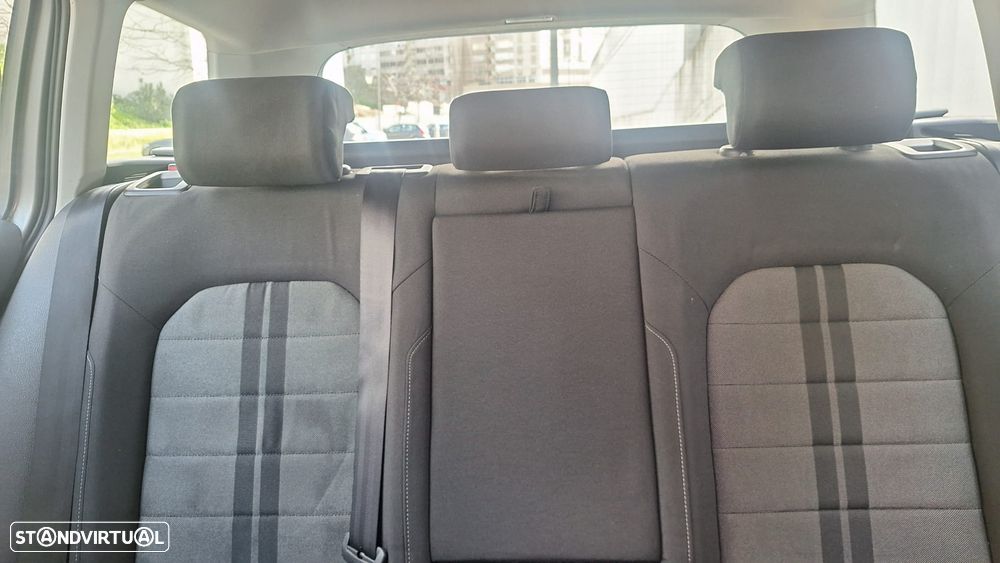 VW Golf Variant - 13