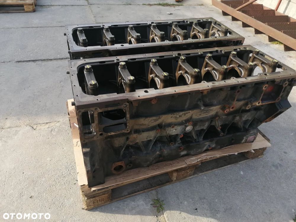 Używany Blok Silnika MAN TGX TGS TGA MAN D2066 Euro 3 4 5 - 2