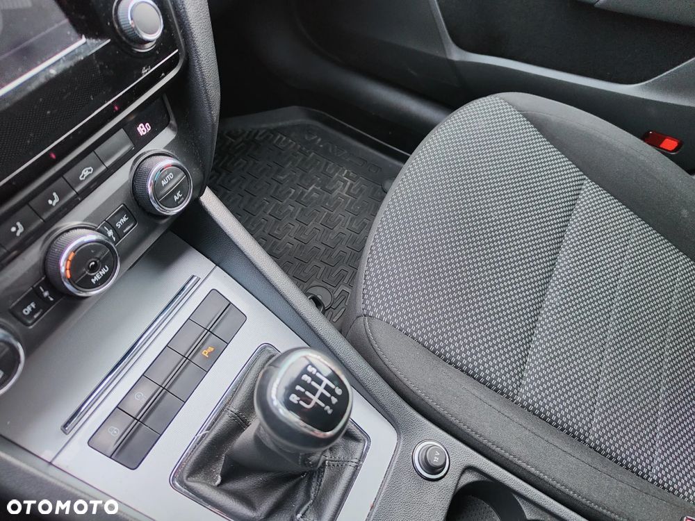 Skoda Octavia 1.2 TSI Ambition - 14