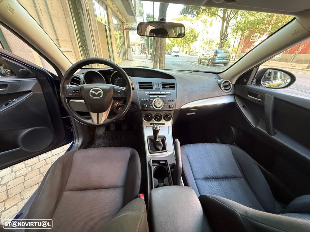 Mazda 3 Hatchback MZ-CD 1.6 Comfort - 11