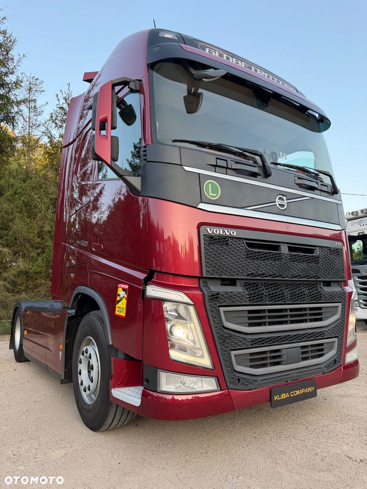 Volvo FH 500 XXL TELEWIZOR / KSENONY / FULL SPOJLERY / LAKIER METALIK / DŁUGA RAMA AKUMULATORY Z TYŁU / LAMPY LED / NAJWIĘKSZA KABINA XXL z TV / 2017 ROK !! - 35