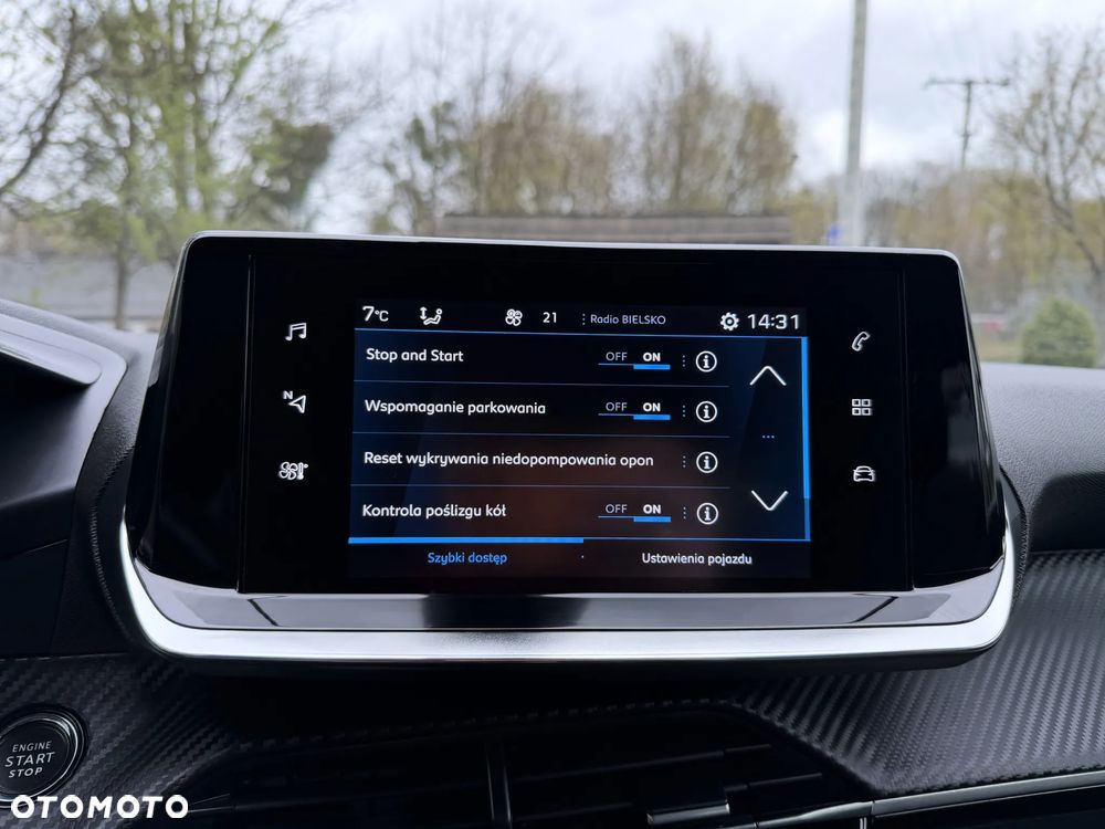 Peugeot 2008 PureTech 130 Allure Pack - 26