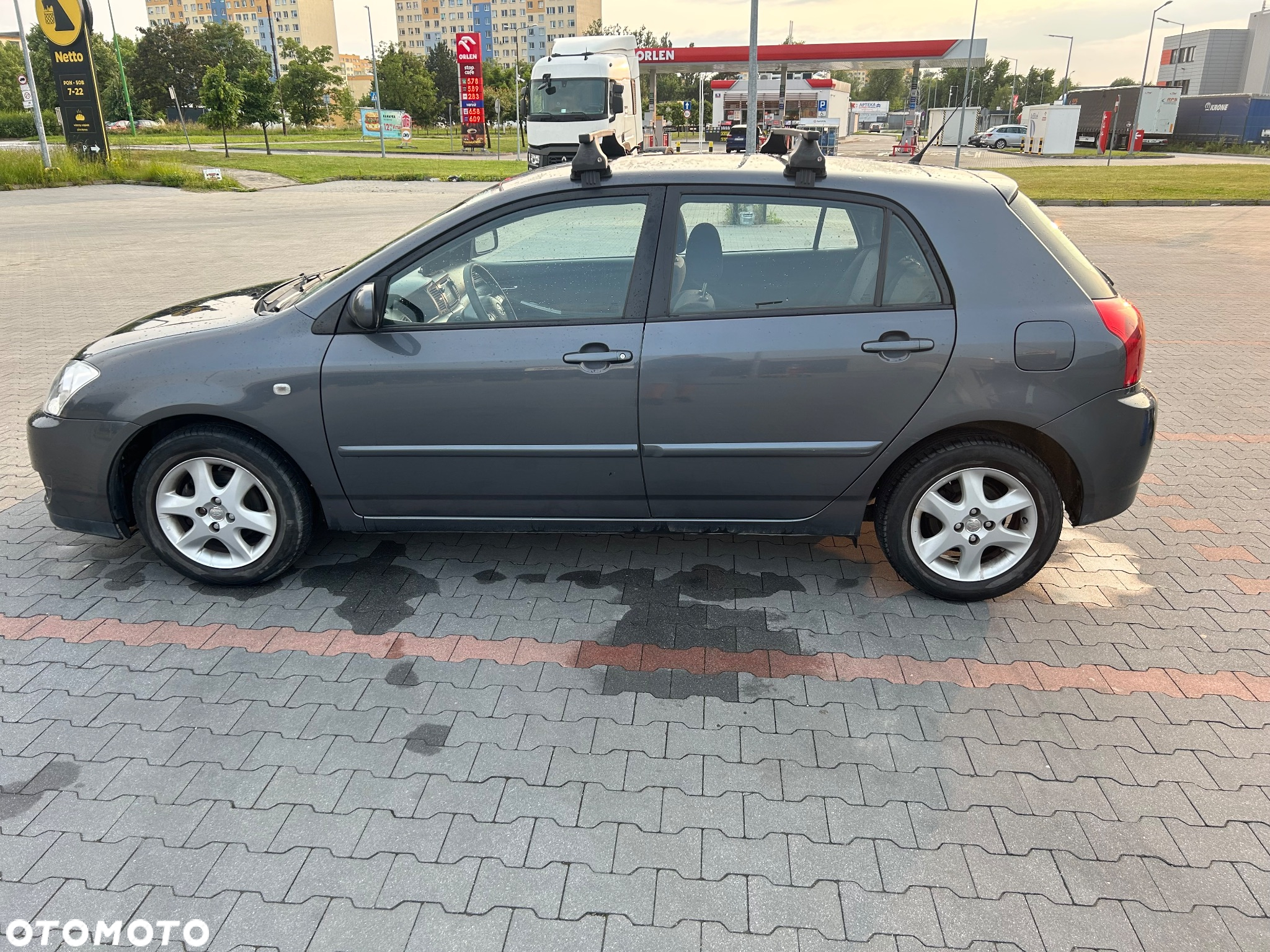 Toyota Corolla 1.6 VVT-i Sol - 5