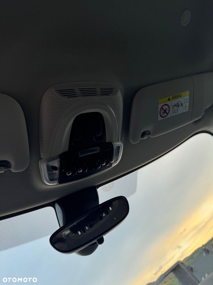 MINI Clubman Cooper D Untold Edition - 25