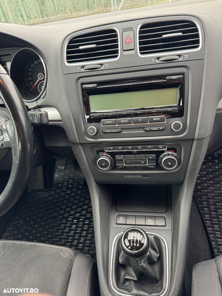 Volkswagen Golf 1.4 TSI Highline - 17