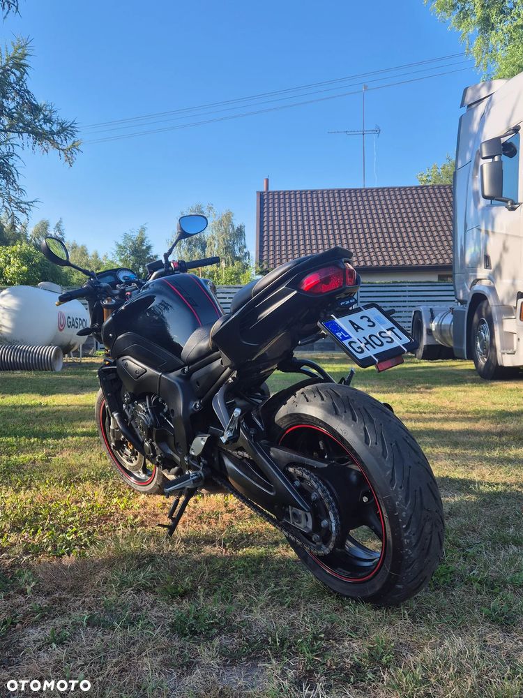 Yamaha FZ8 - 6