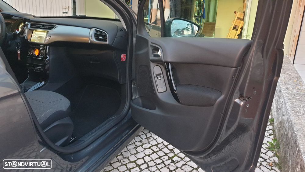 Citroën C3 1.2 PureTech Collection - 10