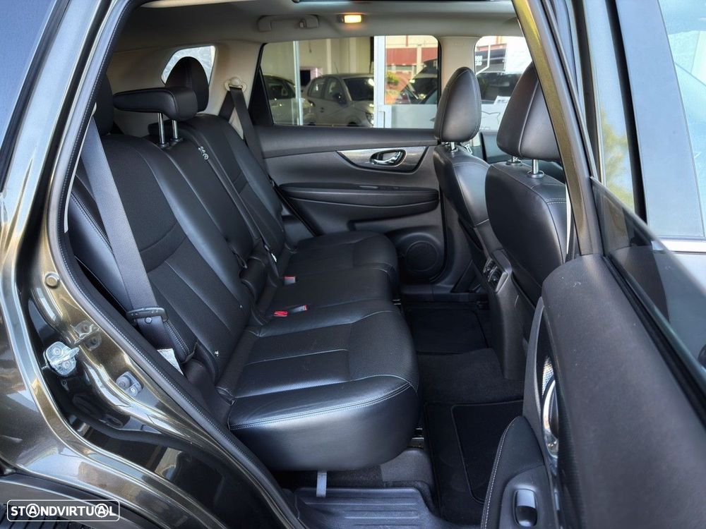 Nissan X-Trail 1.6 dCi Tekna Xtronic - 17