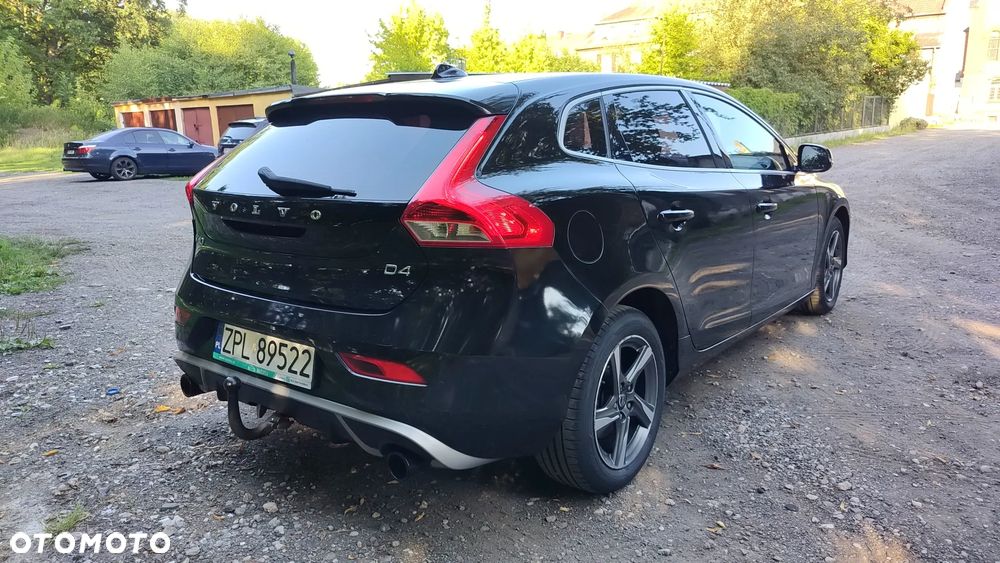 Volvo V40 D4 Drive-E R-Design Momentum - 7