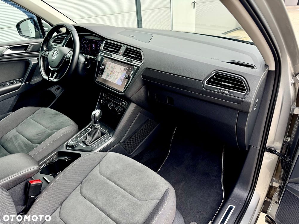 Volkswagen Tiguan 2.0 TDI SCR 4MOTION DSG Highline - 28