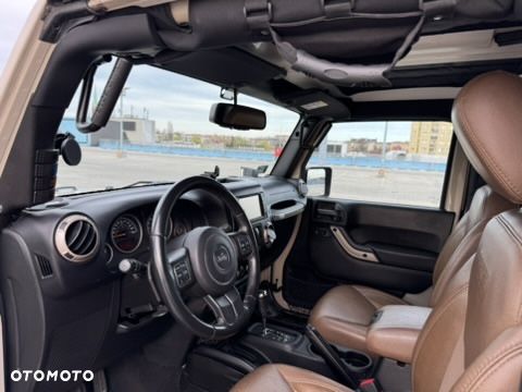 Jeep Wrangler 3.6 Sahara - 31