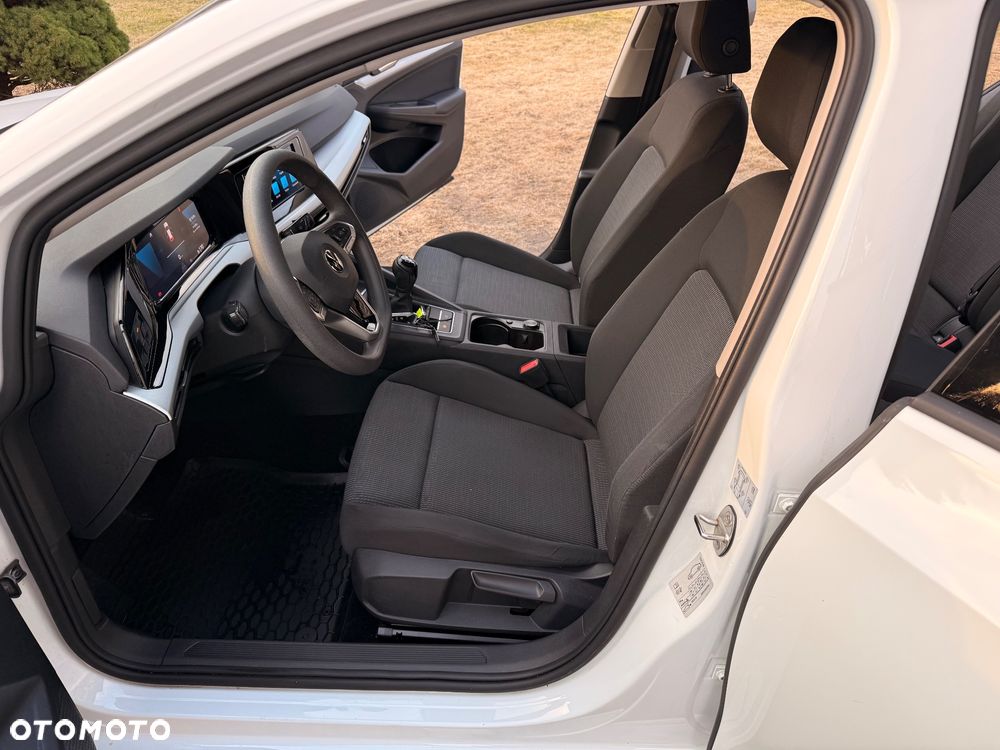 Volkswagen Golf 1.0 TSI - 30