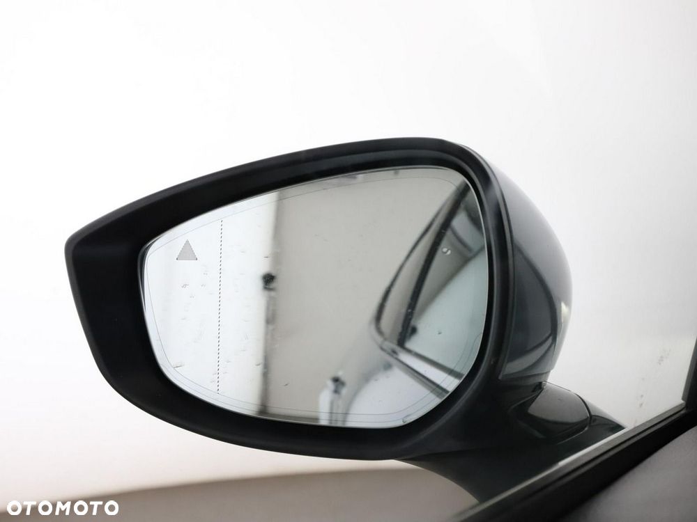Mazda 3 SKYACTIV-G 2.0 M-Hybrid - 39