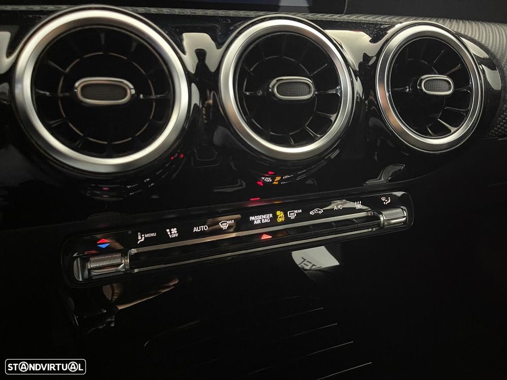 Mercedes-Benz CLA 250 e Shooting Brake Progressive - 25