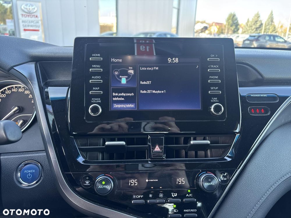 Toyota Camry 2.5 Hybrid Comfort CVT - 19