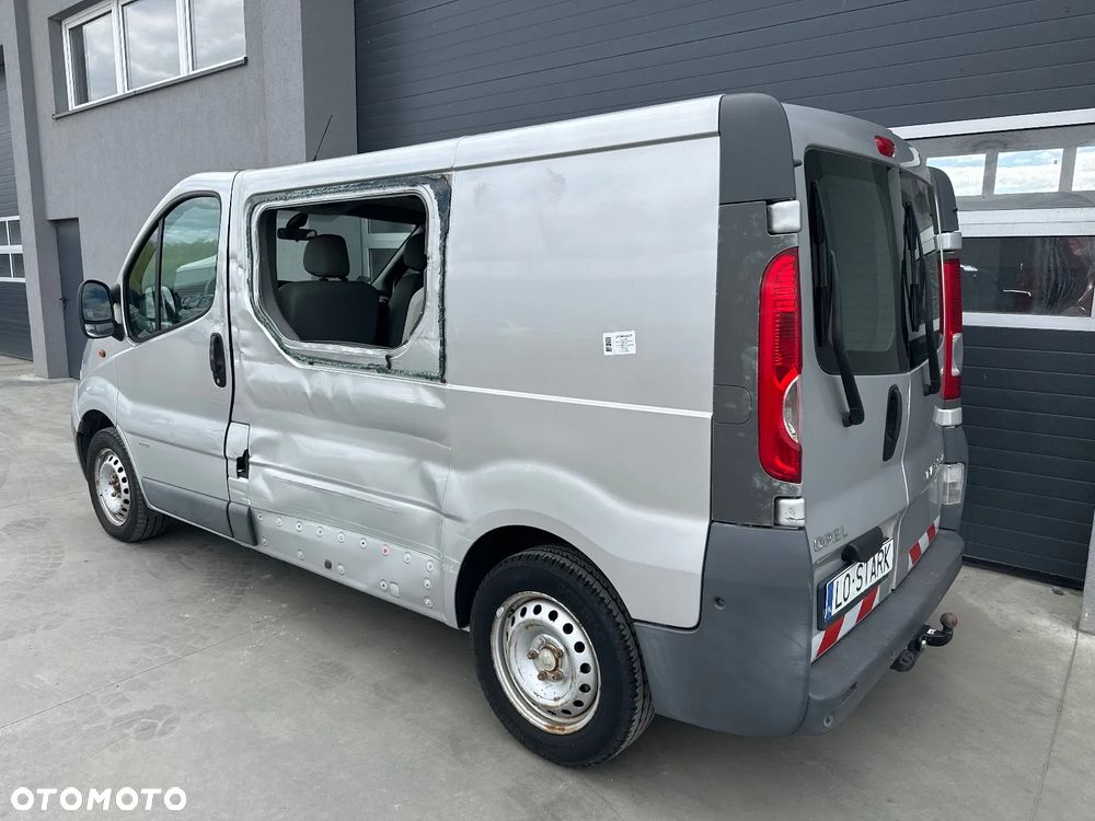 Opel VIVARO - 8