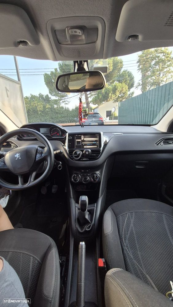 Peugeot 208 1.4 HDi Active - 10