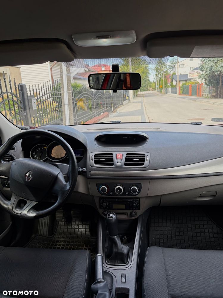 Renault Megane 1.6 16V 100 Authentique - 8