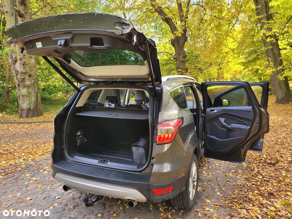 Ford Kuga 1.5 EcoBoost FWD Titanium X - 11