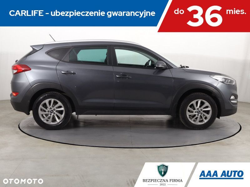 Hyundai Tucson - 8