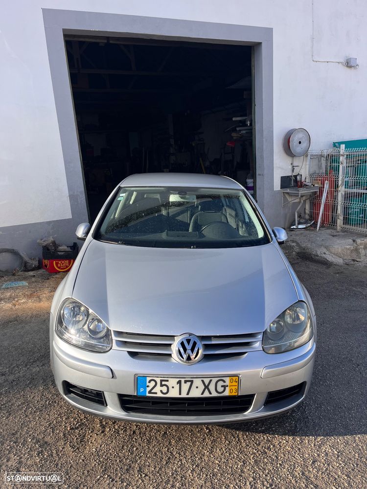 VW Golf 2.0 TDi Confortline - 1