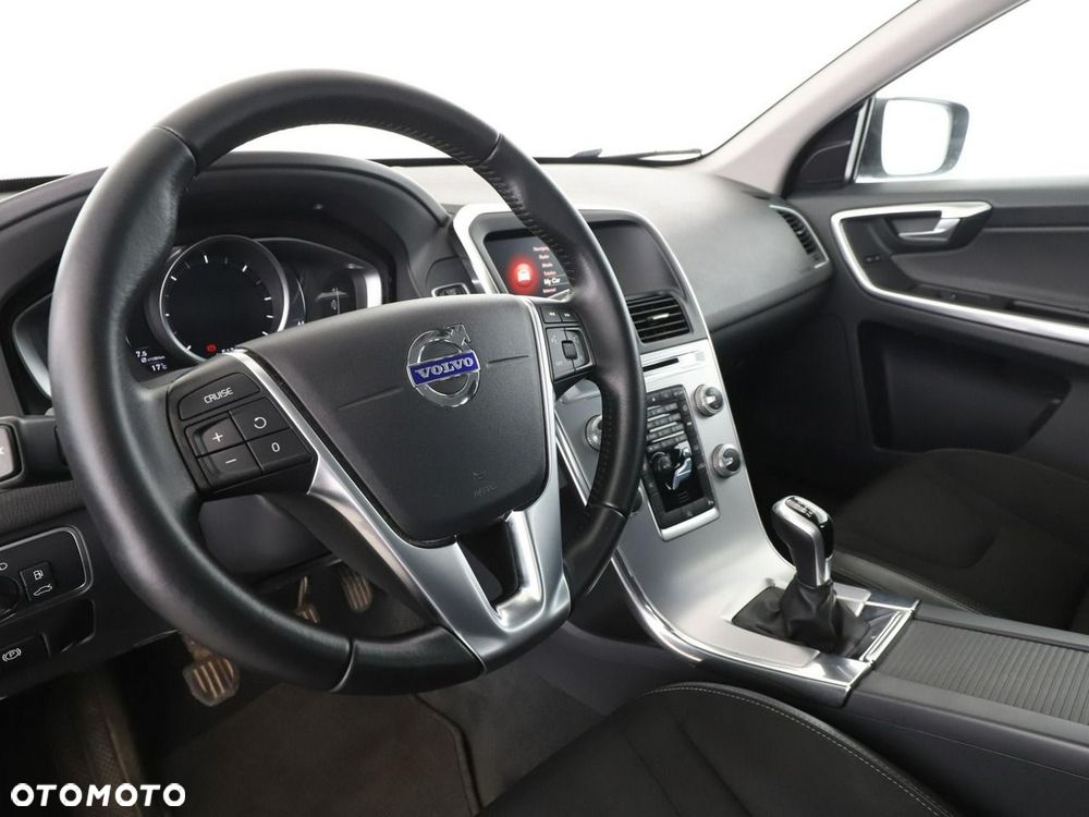 Volvo XC 60 D3 Momentum - 15