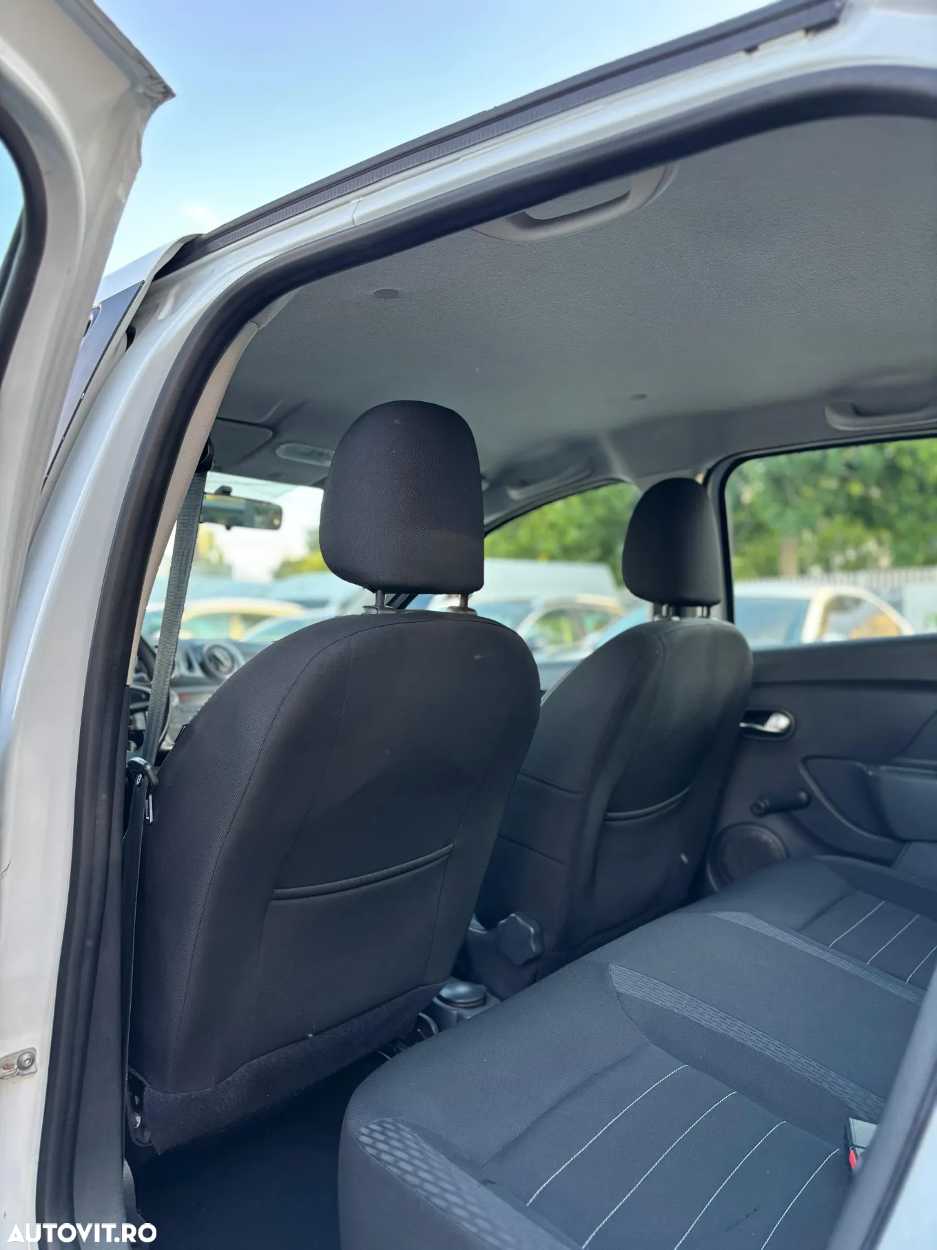Dacia Logan - 5